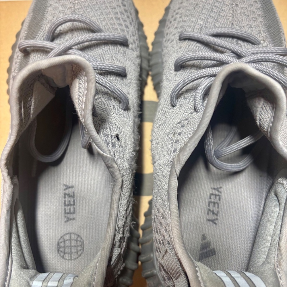 Yeezy boost 350 V2 men’s - Picture 4 of 8